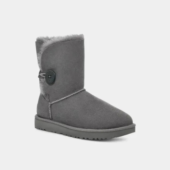 UGGS Woman's Bailey Button II Grey Size 6 - Picture 1 of 13